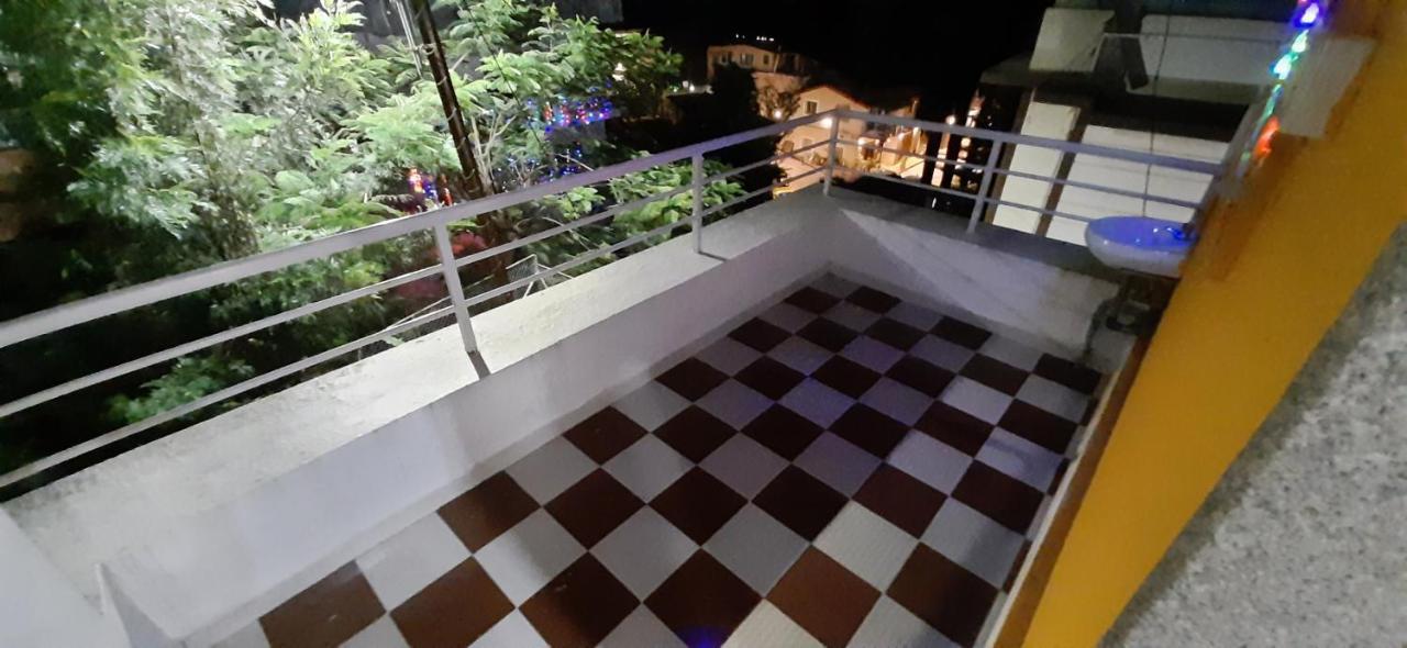 Trimurti Holiday Home 판치가니 외부 사진
