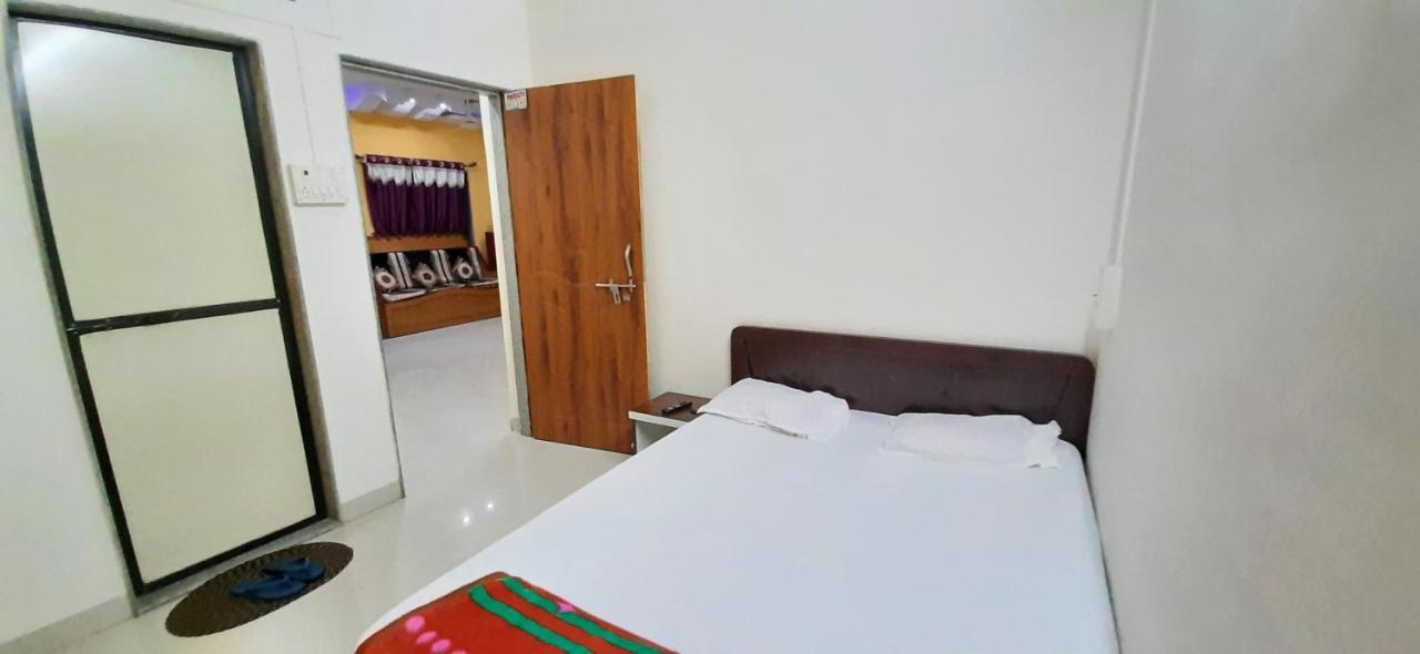 Trimurti Holiday Home 판치가니 외부 사진