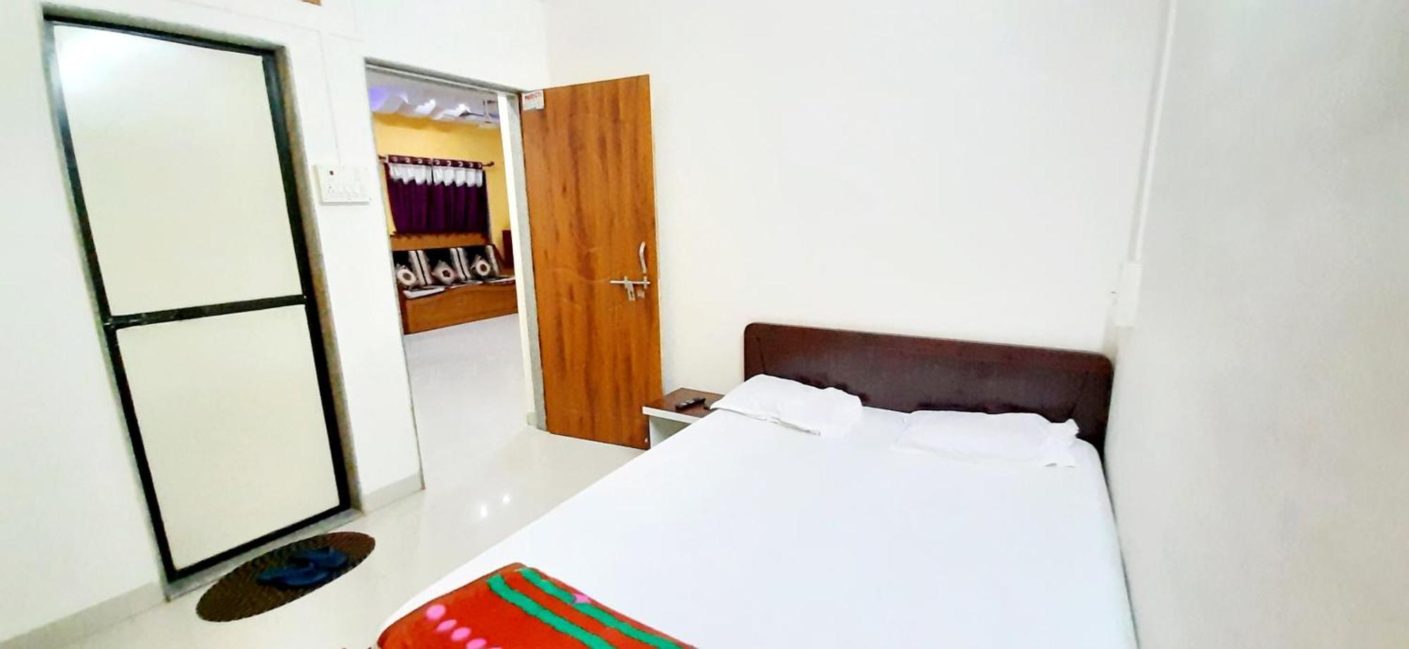 Trimurti Holiday Home 판치가니 외부 사진
