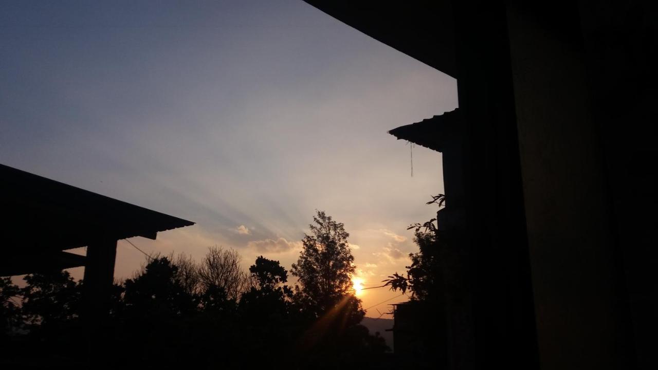 Trimurti Holiday Home 판치가니 외부 사진